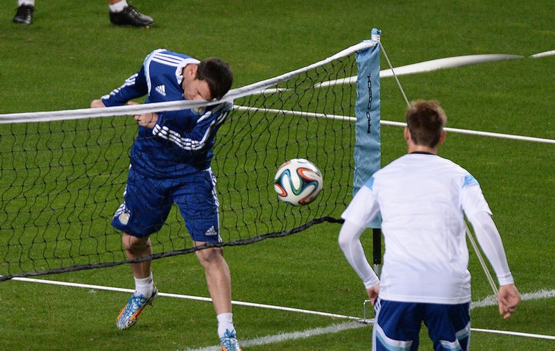 VIDEO / Messi a făcut în cantonamentul Argentinei o schemă "brevetată" de Cristi Borcea 