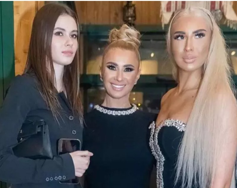 Cum arată Sarah, fiica Anamariei Prodan, după ce a slăbit spectaculos. Abia o mai recunoști