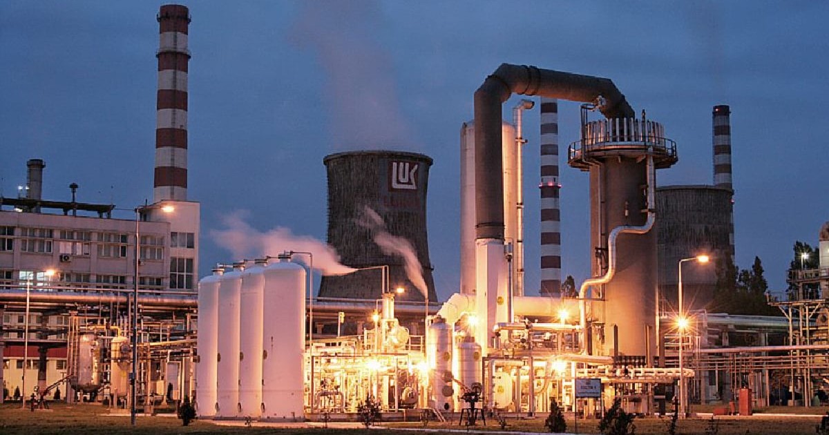Rafinăria Petrotel-Lukoil din Ploiești