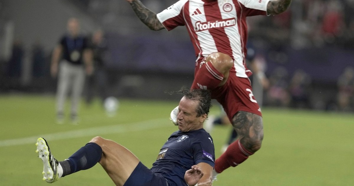 David Luiz a încasat și un picior în figură în cele 32 de minute din UCL