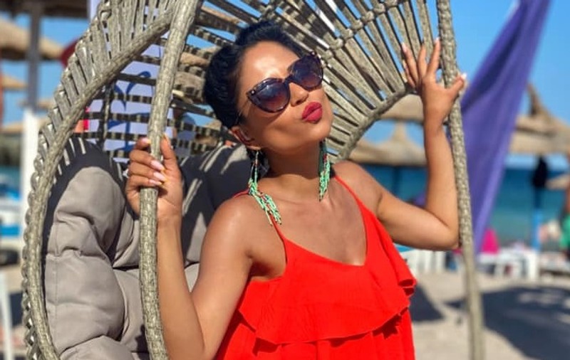 Nasrin Ameri, prezentatoarea de la Antena Stars, s-a căsătorit civil. Nașa Valentina Pelinel a atras toate privirile