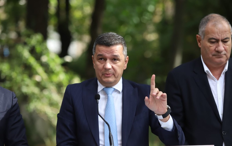 Sorin Grindeanu, liderul PSD, după negocierile cu premierul desemnat, Luca Niculescu, 8 octombrie 2026. Sursă foto: Libertatea/ Dumitru Angelescu