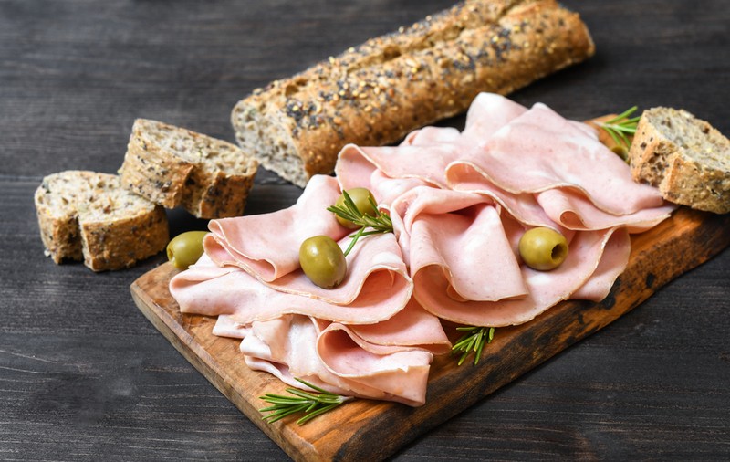 De la mortadella la parizer – cum s-a ajuns aici