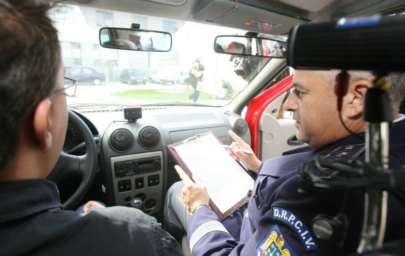 Permisul de conducere se obţine mai uşor