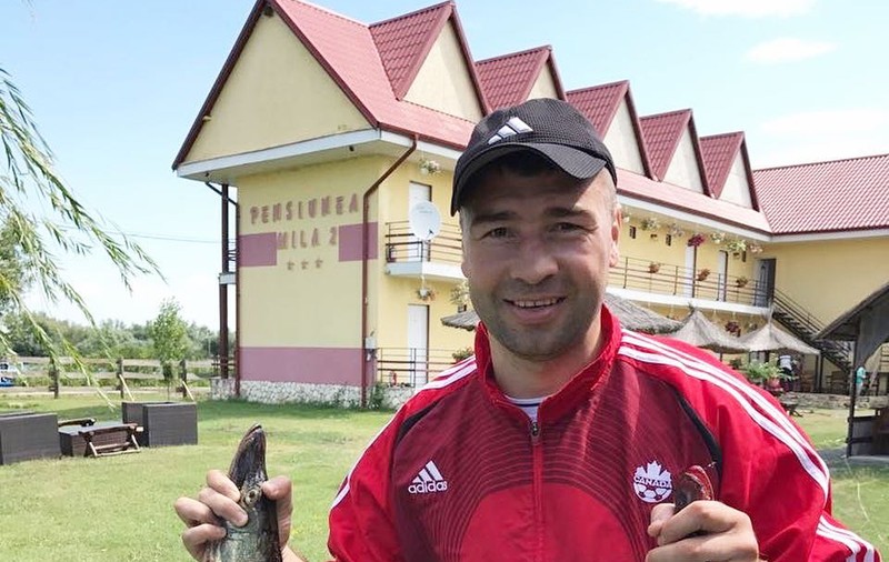 Lucian Bute s-a făcut pescar. Fostul campion mondial are succes la știucă