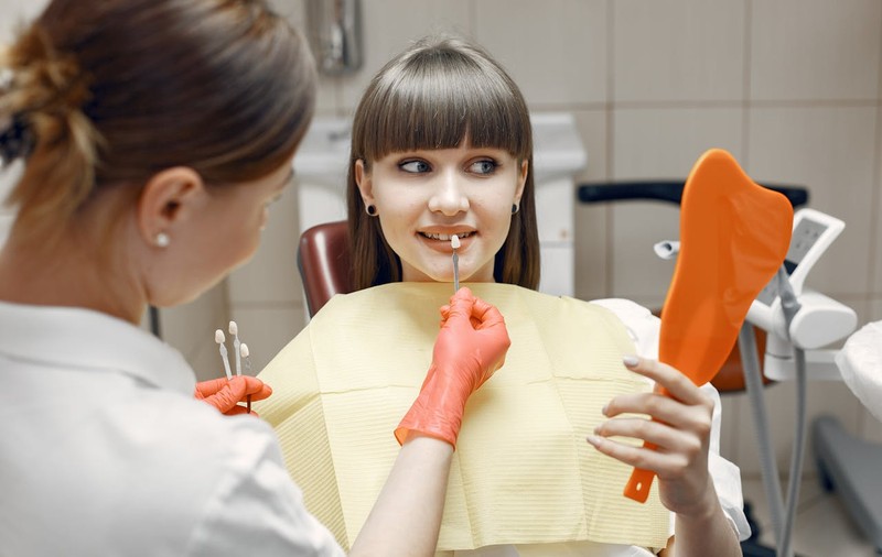 Tratamente diferite, același obiectiv: o dantură sănătoasă cu Angelescu Dental Clinic