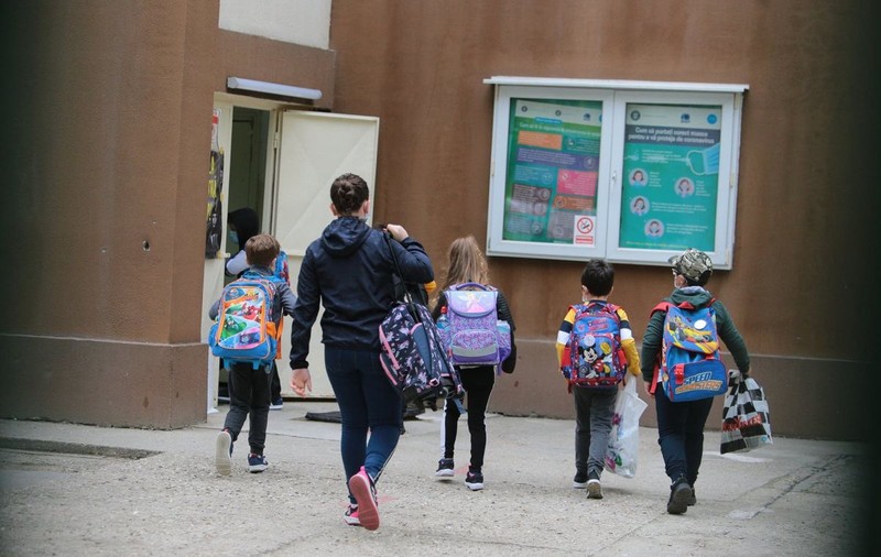 Când încep înscrierile și reînscrierile la grădiniță pentru noul an școlar. Anunțul Ministerului Educației