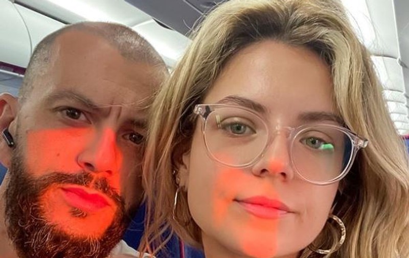 Victoria Răileanu s-a logodit în Paris. Și-a cunoscut iubitul pe o aplicație de matrimoniale