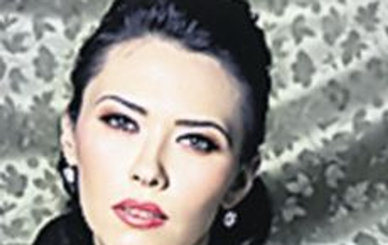 Monica Stan a fost jefuită în bolidul ei