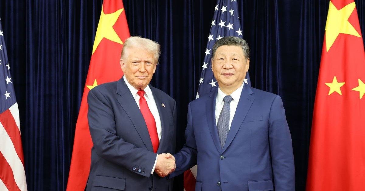 Xi Jinping se întâlnește cu Donald Trump la Busan, Coreea de Sud, 30 octombrie 2025.