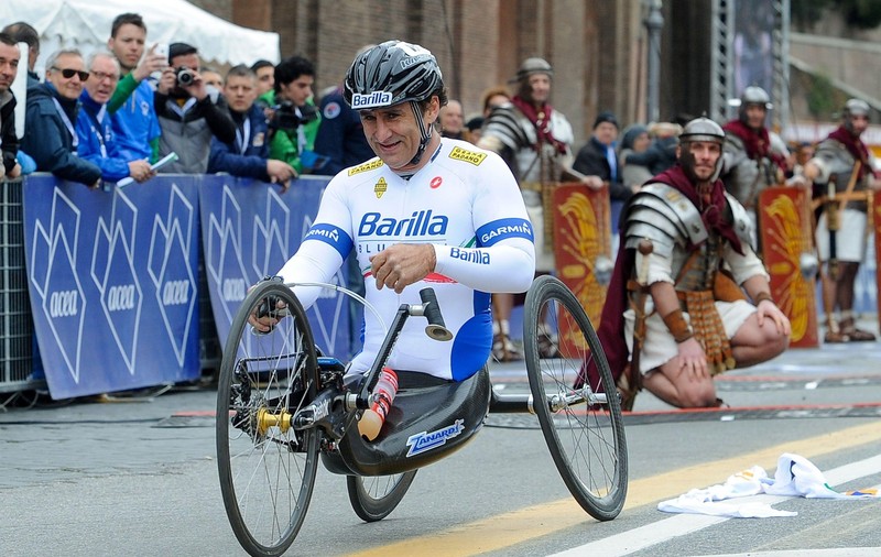 Alex Zanardi a murit la 59 de ani. Povestea incredibilă a pilotului de F1 care și-a pierdut ambele picioare