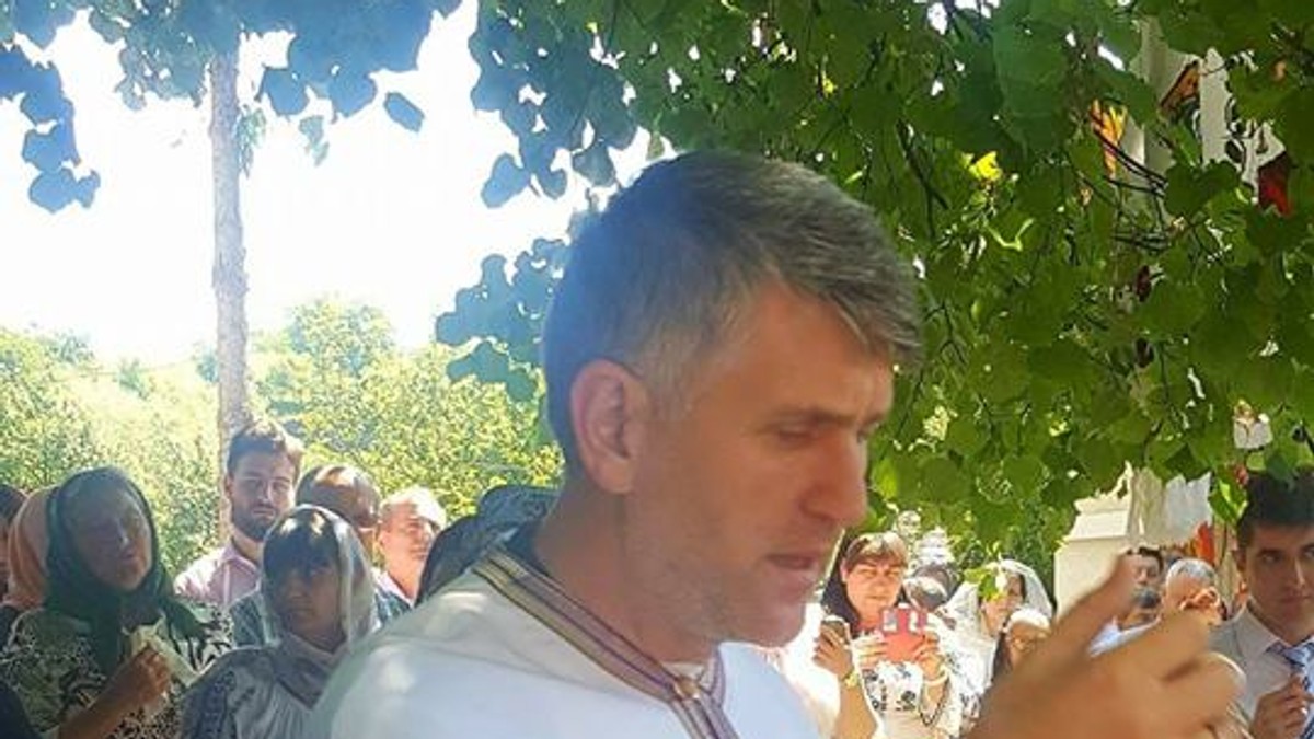 Preotul Cristian Pomohaci, susținut la Patriarhie
