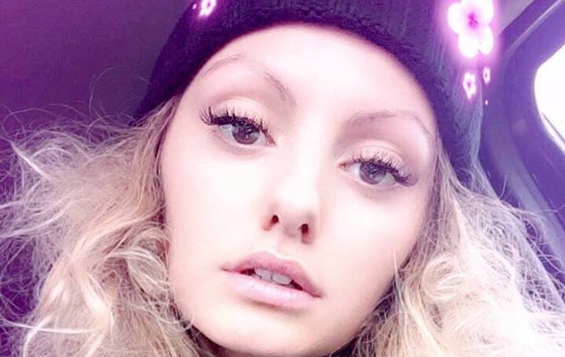 EXCLUSIV/ Alexandra Stan și-a luat concediu o lună pentru a sta acasă. Nici Bora-Bora, Japonia sau Malaezia nu au egalat vacanța de la Valu lui Traian
