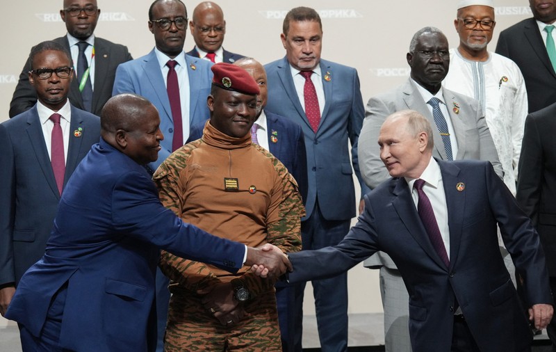 Rusia acuză MI6 că a format o echipă de asasini ucraineni pentru a-i elimina pe liderii africani care sunt aliații lui Putin