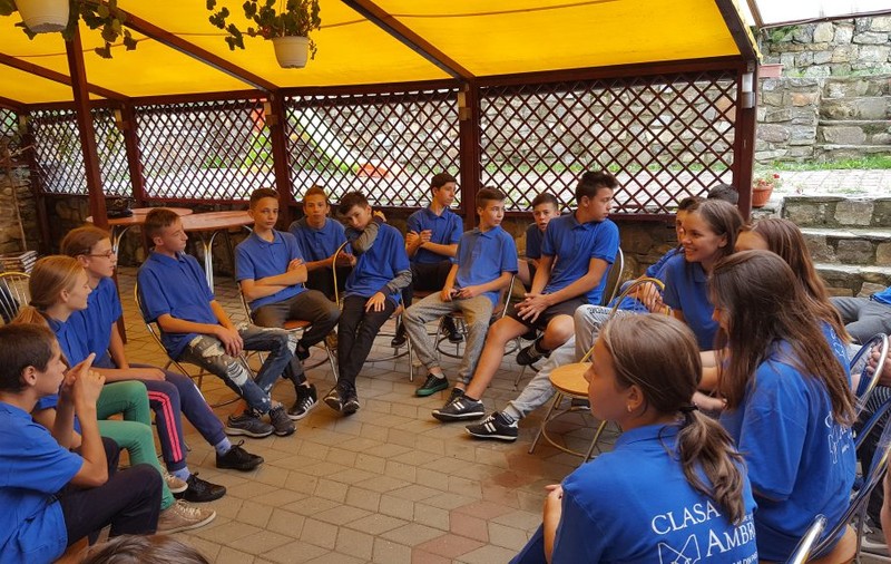 FOTO/ O alternativă pentru tot mai mulți elevi: școlile profesionale: "E o șansă să intru deja în pâine"