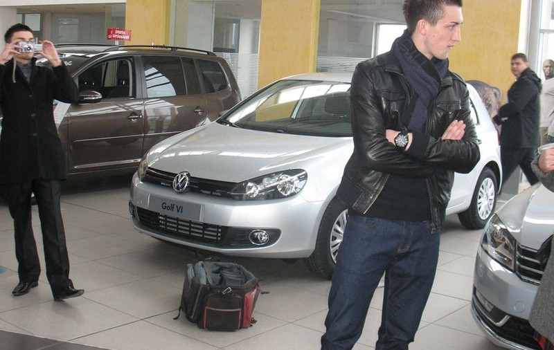 Râpă, imaginea unui automobil