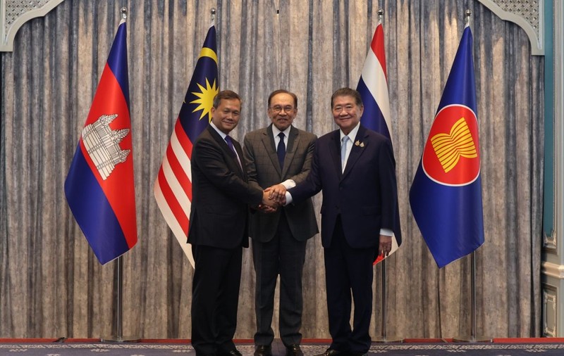 Armistițiu între Thailanda și Cambodgia după cinci zile de lupte. „Un prim pas vital”