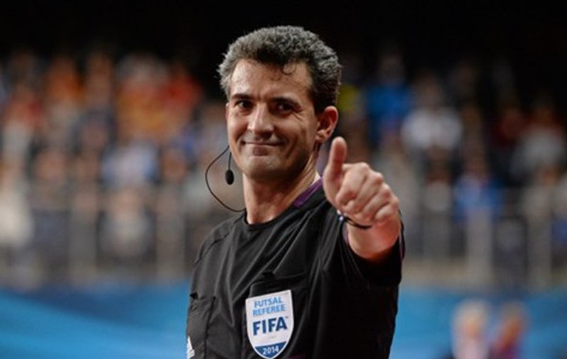 Arbitrul Bogdan Sorescu va oficia primul sfert de finală al Euro 2016 de futsal
