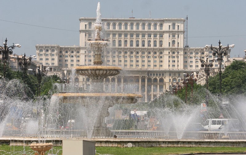 Taximetriştii blochează centrul Bucureştiului