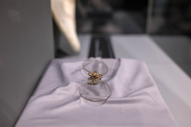 O pereche din ochelarii pe care i-a purtat în timpul vieții Ecaterina Teodoriu