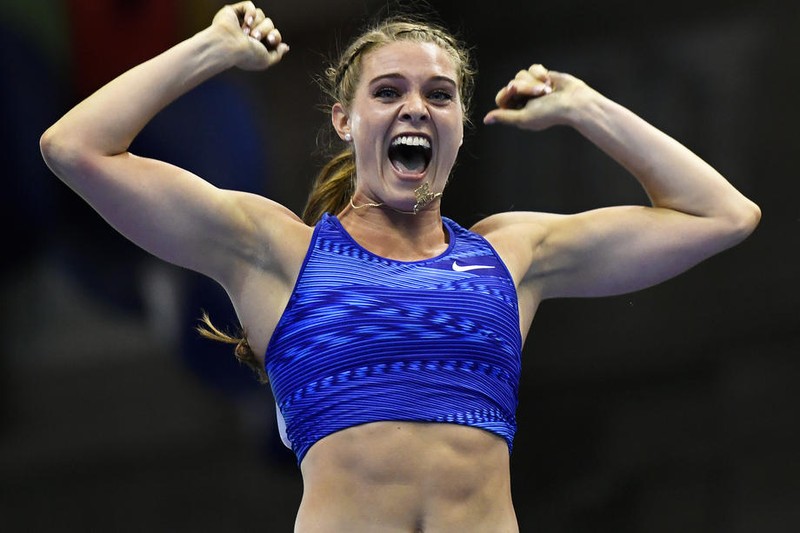 Alysha Newman, în 2019, la un concurs Diamond League.