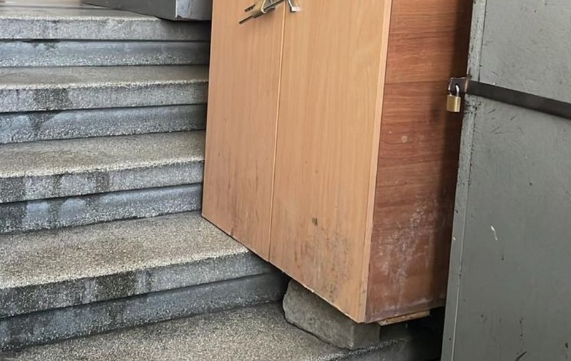 Șoferi rugați de polițiști „să se prezinte cu căști de protecție pe cap” la Brigada Rutieră București: „Căști de protecție din construcții, căști moto sau orice alt tip”