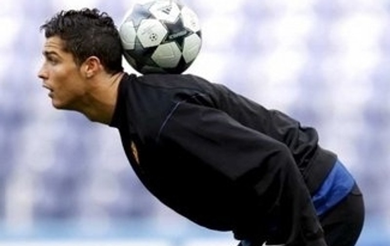 Ronaldo: "Mă bucur că sunt cel mai scump fotbalist din lume!"