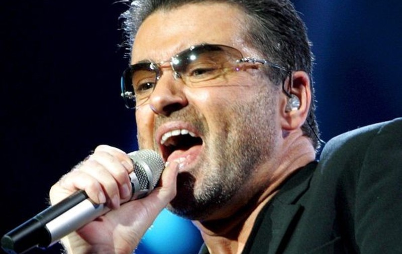 George Michael a recunoscut că a condus drogat