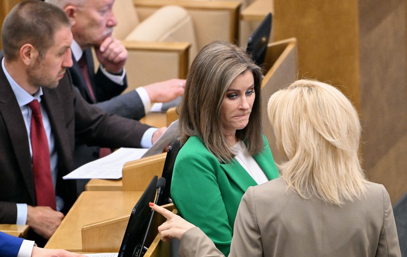 Deputații din Duma de Stat au votat pentru interzicerea operațiilor chirurgicale de schimbare de sex în Rusia