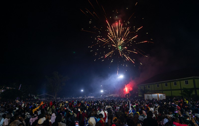 Cel puțin 9 morți într-un mall din Uganda, după ce oamenii s-au înghesuit să vadă artificiile de Revelion