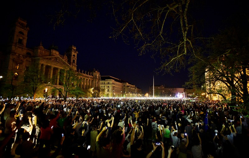 Proteste de amploare în Ungaria, la o săptămână de la victoria lui Viktor Orban la alegeri - FOTO