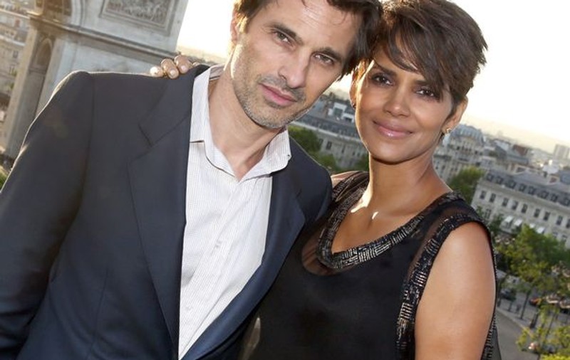 Halle Berry se mărită cu Olivier Martinez