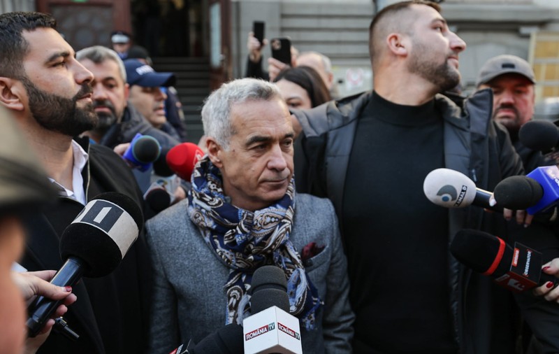 Lupta pentru turul doi la alegerile prezidențiale este deschisă. Pe cine preferă românii după Călin Georgescu - Sondaj Verifield