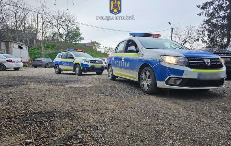 Traficul de droguri, afacere de familie în Ciorani. Soț și soție, prinși de DIICOT Ploiești când vindeau cocaină