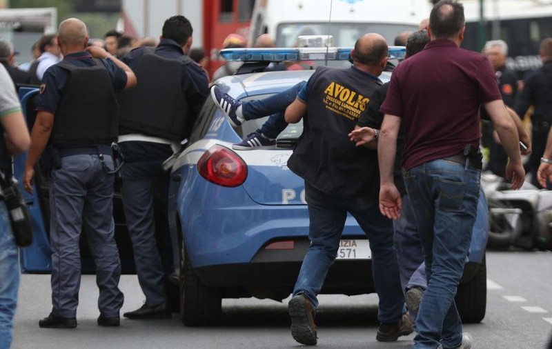 CRIMĂ ORIBILĂ în ITALIA! Un român, autorul unui măcel