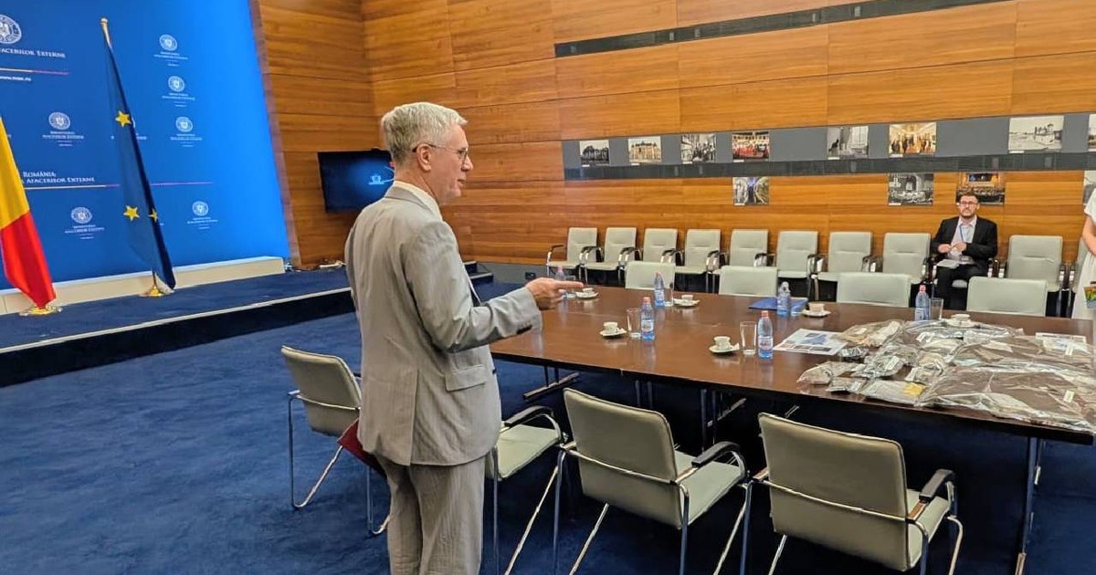 Vladimir Lipaev, ambasadorul Rusiei la București, a ajuns luni, 27 iulie, în jurul orei 15 la Ministerul Afacerilor Externe, convocat de Oana Țoiu