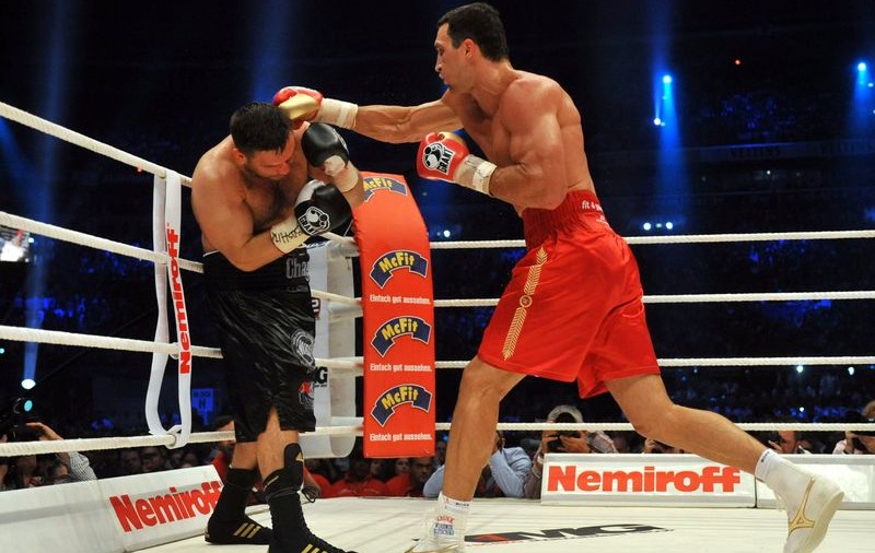 Klitschko l-a bătut pe Chagaev