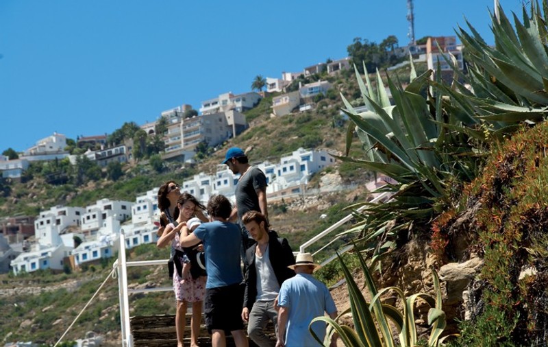 Foto | Penelope Cruz, însoţită în vacanţă de posibila cumnată Eva Longoria