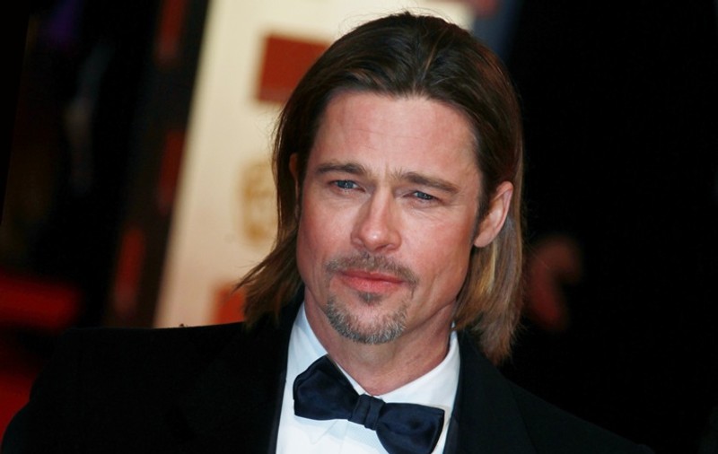 Brad Pitt are o familie mare alături de iubita lui, însă i-a uitat pe cei de-acasă. Actorul și-a abandonat bunica