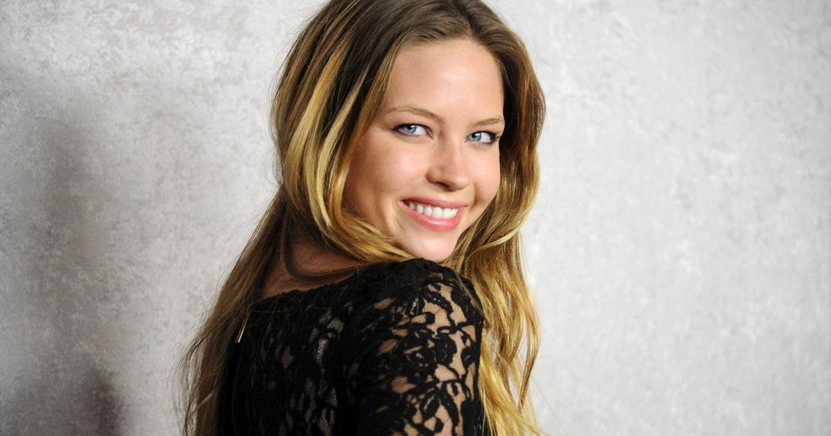 Actrița Daveigh Chase sosește la premiera sezonului 5 al serialului HBO „Big Love”, la Directors Guild of America, pe 12 ianuarie 2011, în Los Angeles, California