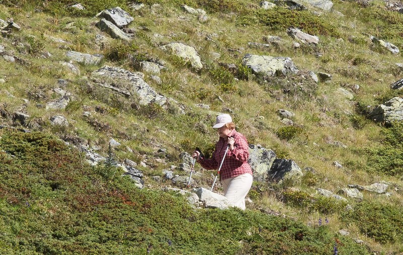 Angela Merkel își petrece vacanța în Italia. Cancelarul german a făcut drumeții împreună cu soțul ei | FOTO
