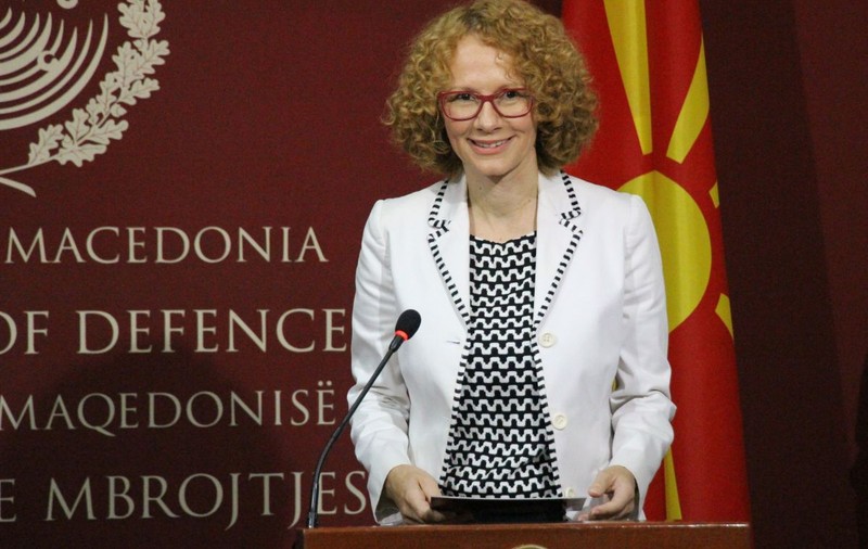 O femeie l-a înlocuit pe Mircea Geoană în funcția de secretar general adjunct al NATO