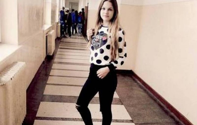 La doar 16 ani s-a sinucis după ce a părăsit-o iubitul