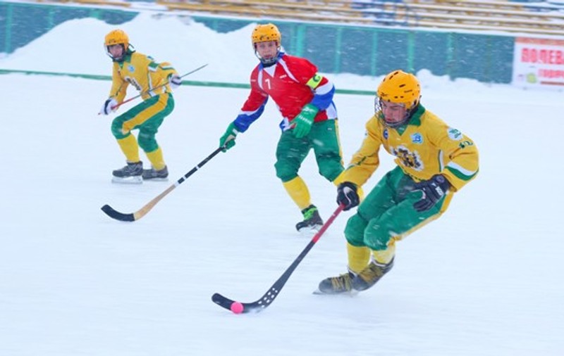 Blat cu 20 de autogoluri în prima ligă de bandy din Rusia! Jurnaliștii au scris despre “sinuciderea hocheiului” | VIDEO