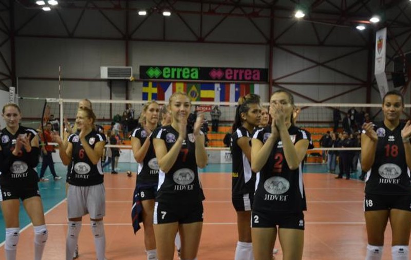 Derby-ul CSM Târgoviște - Volei Alba Blaj, câștigat clar de gazde! Rezultatele etapei a 25-a din Divizia A1 feminină de volei