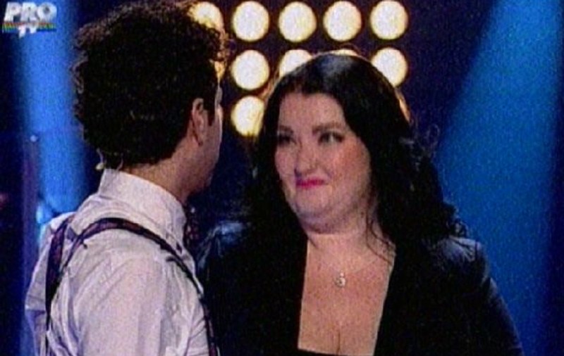 A participat la MEGASTAR, ROMÂNII AU TALENT și acum ... la VOCEA ROMÂNIEI. Moga are echipa GRĂSUȚELOR cu VOCI de AUR