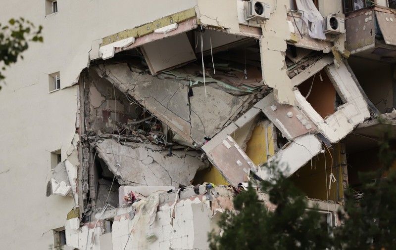 Locatarii afectați de explozia din Rahova vor putea rămâne proprietari în apartamentele din blocul reconstruit de stat
