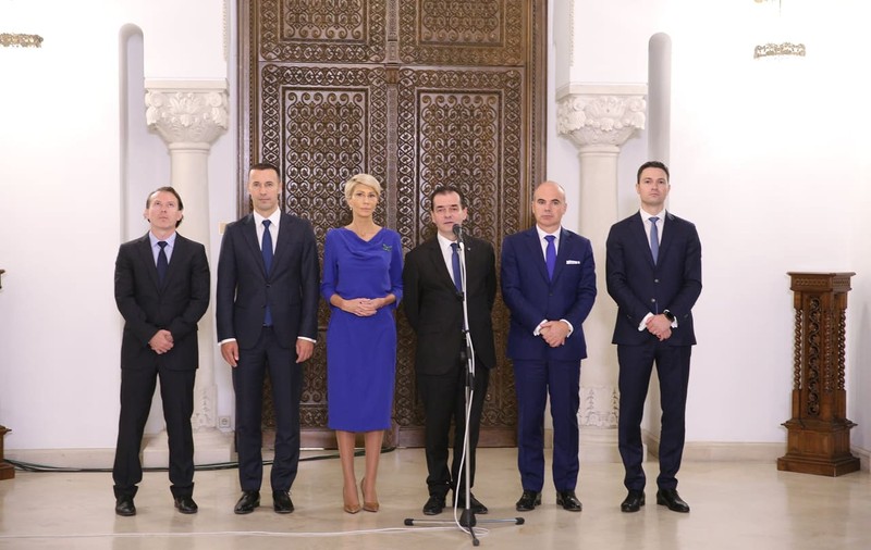 Ludovic Orban dă asigurări că nu vor fi tăiate salariile şi pensiile. Mesaj către "habarniştii" care au intrat pe uşa din dos în funcţiile publice
