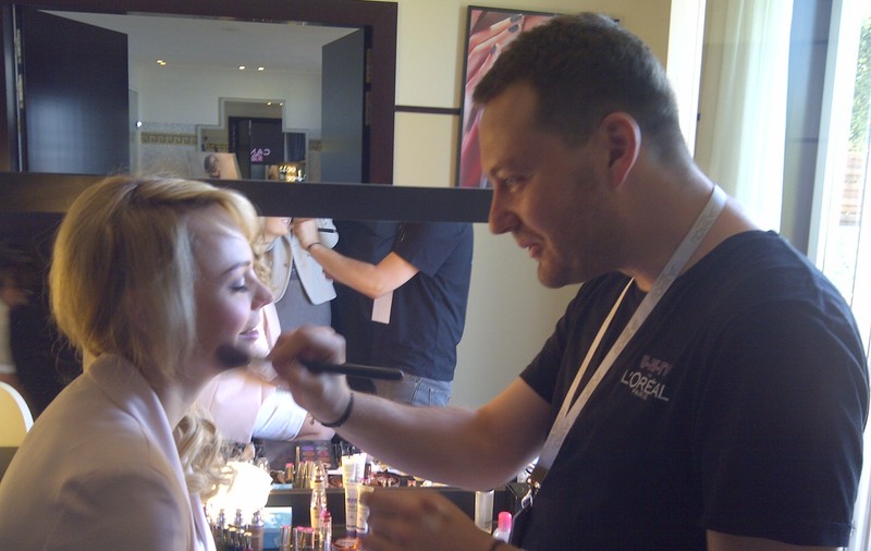 Alexandru Abagiu, make-up artist pentru vedetele de la Cannes