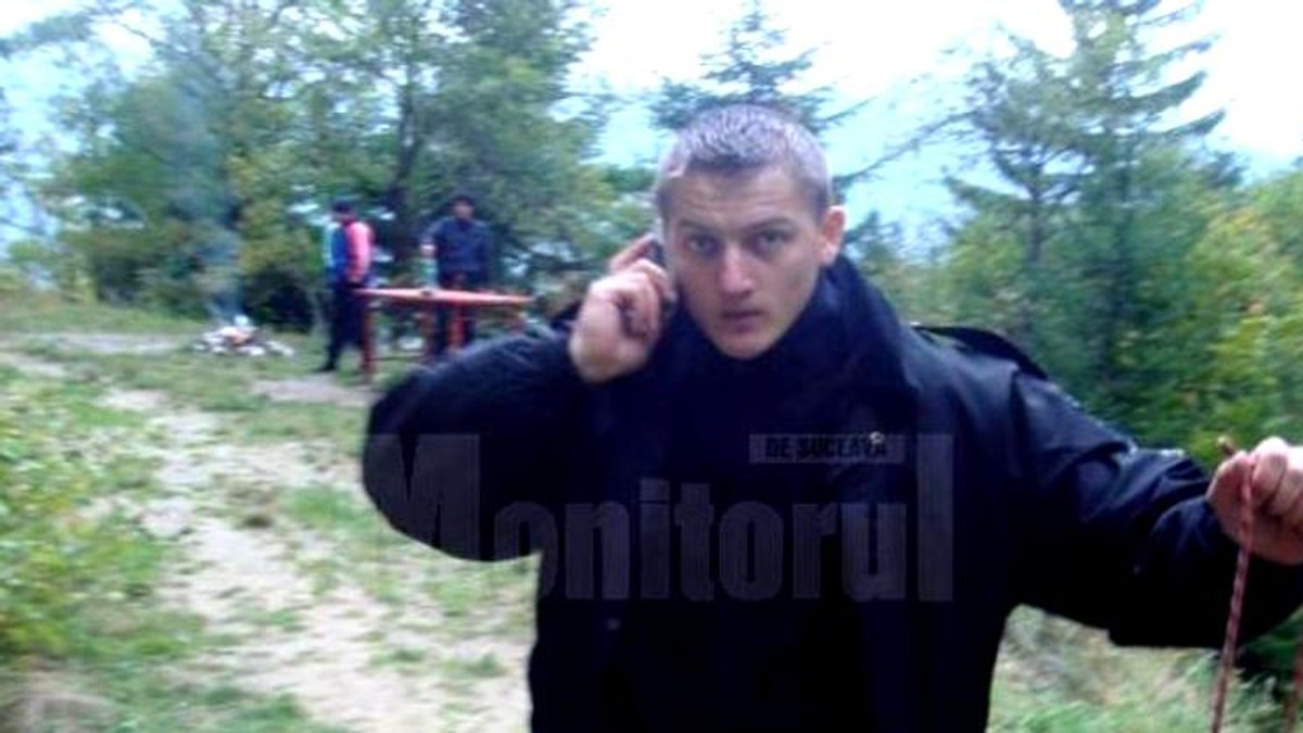 Dan Ciprian Sfichi, polițistul grav rănit cu sabia, transferat la Spitalul Militar